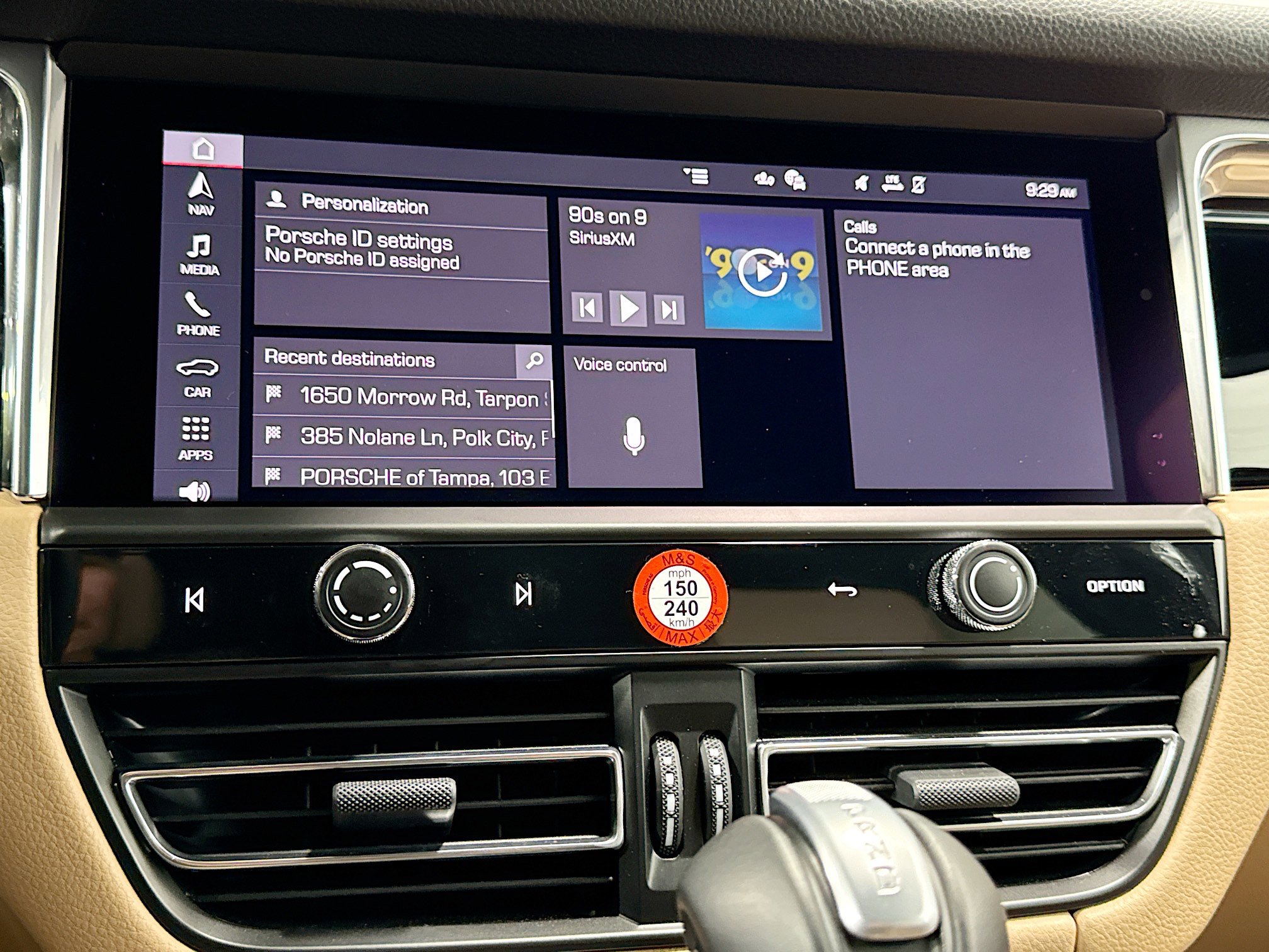 Certified 2026 Porsche Macan AWD/4WD image 29