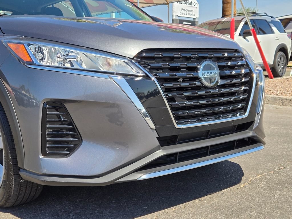 Certified 2021 Nissan Kicks S FWD image 2