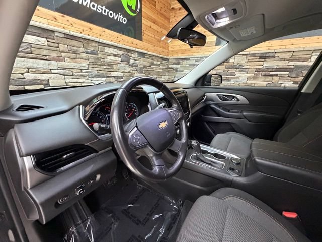 Used 2019 Chevrolet Traverse LT w/ LPO, Floor Liner Package AWD/4WD image 12