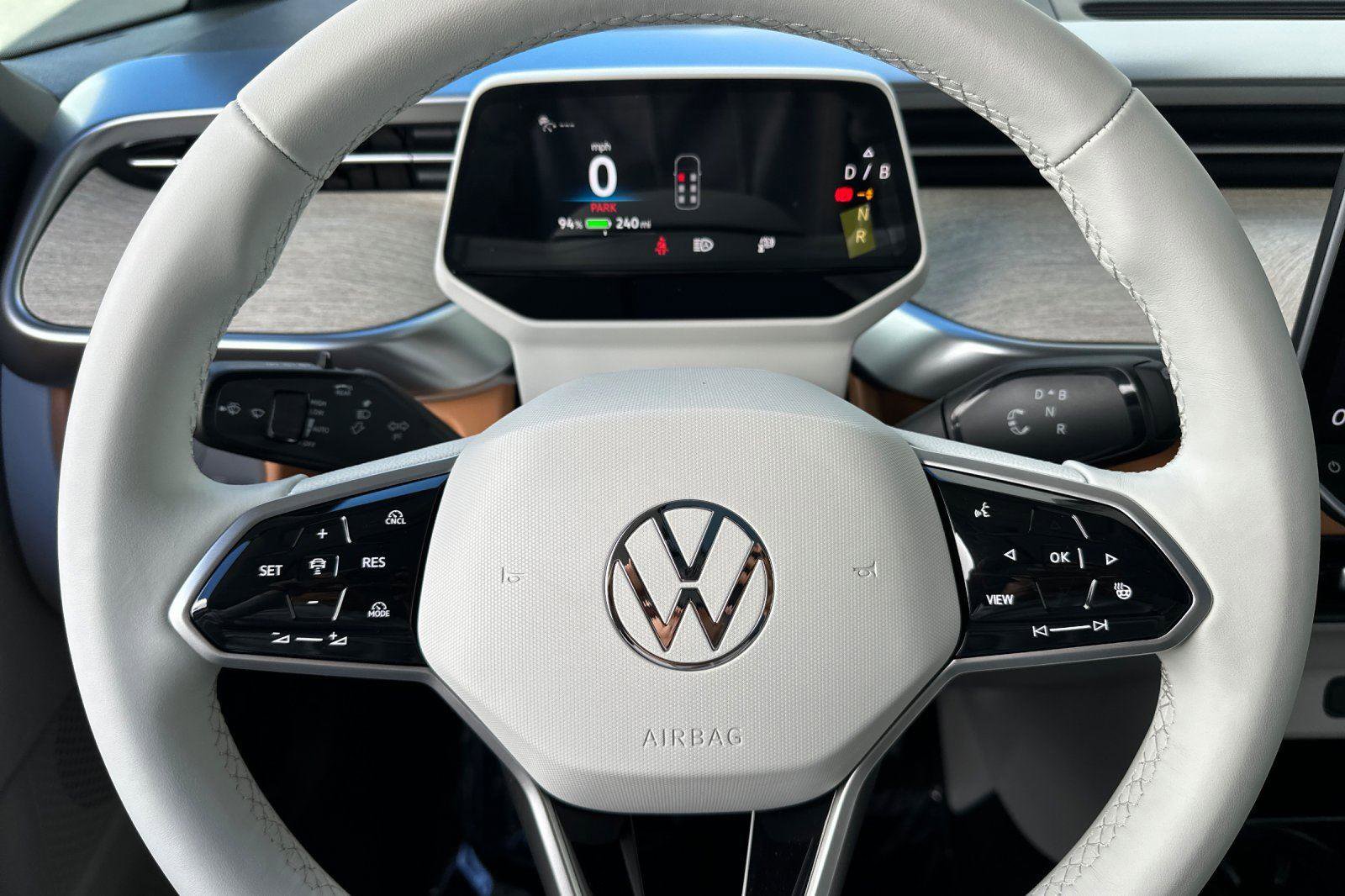 New 2025 Volkswagen ID. Buzz 1st Edition image 24