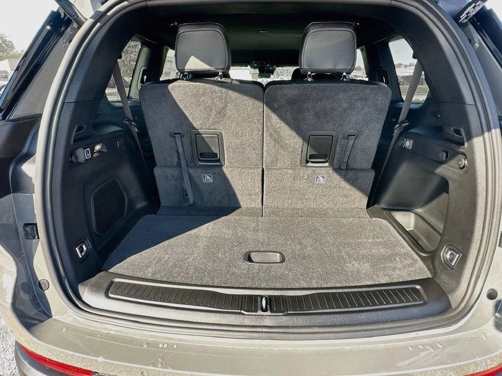 New 2027 Jeep Grand Cherokee L Limited AWD/4WD image 32