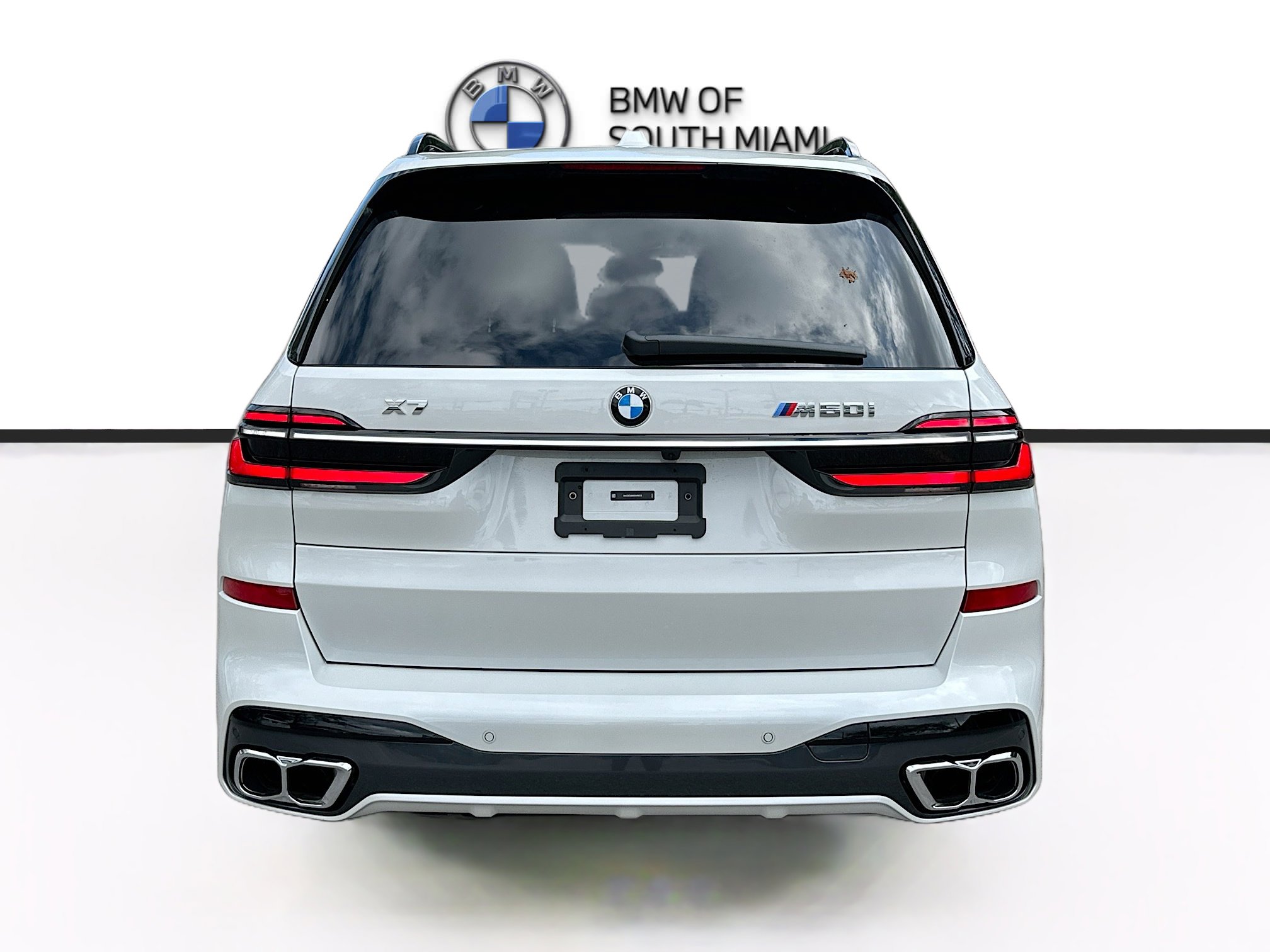 Used 2025 BMW X7 M60i image 6