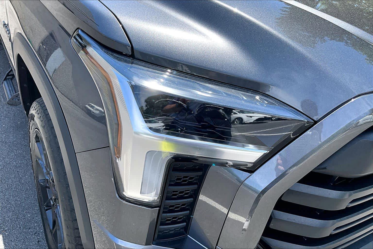 Used 2023 Toyota Tundra SR5 w/ SR5 Convenience Package AWD/4WD image 27