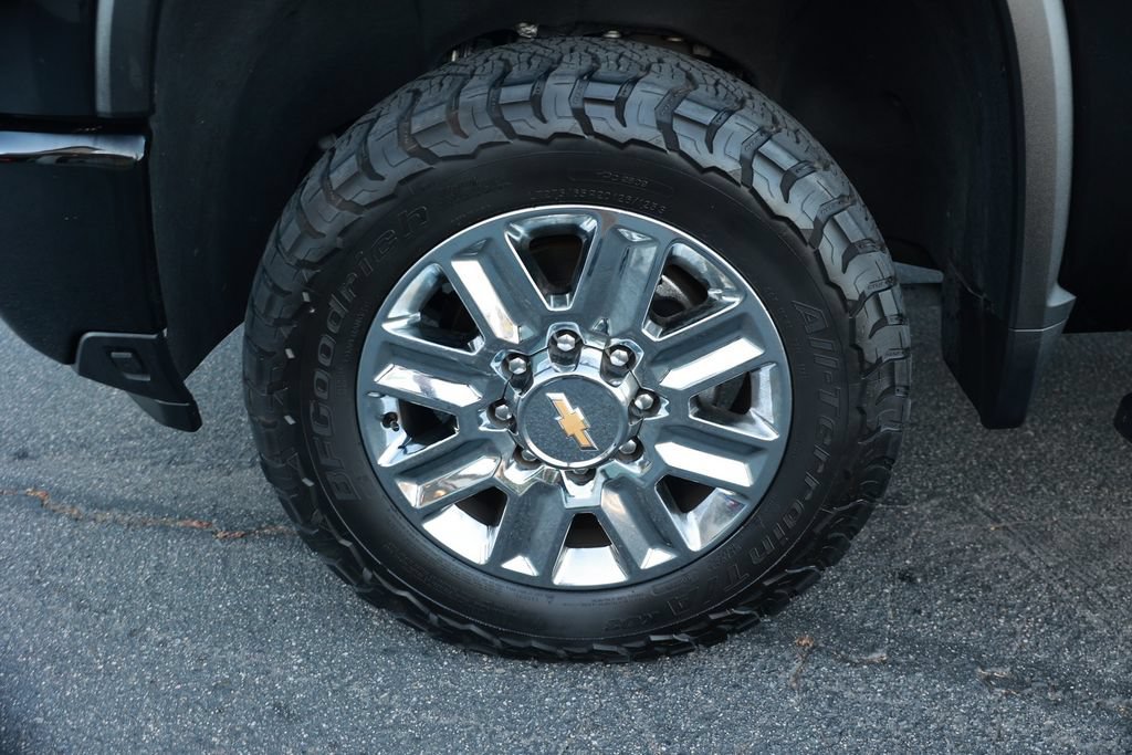 Used 2024 Chevrolet Silverado 2500 High Country AWD/4WD image 11