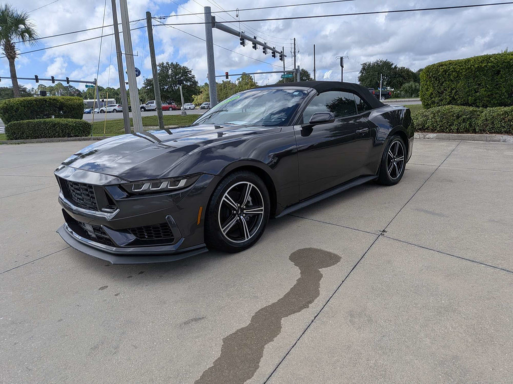 Used 2024 Ford Mustang Premium RWD image 7