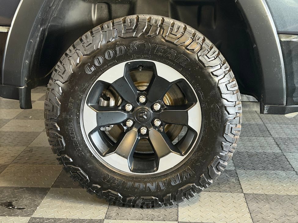 Used 2020 RAM 1500 Rebel AWD/4WD image 32