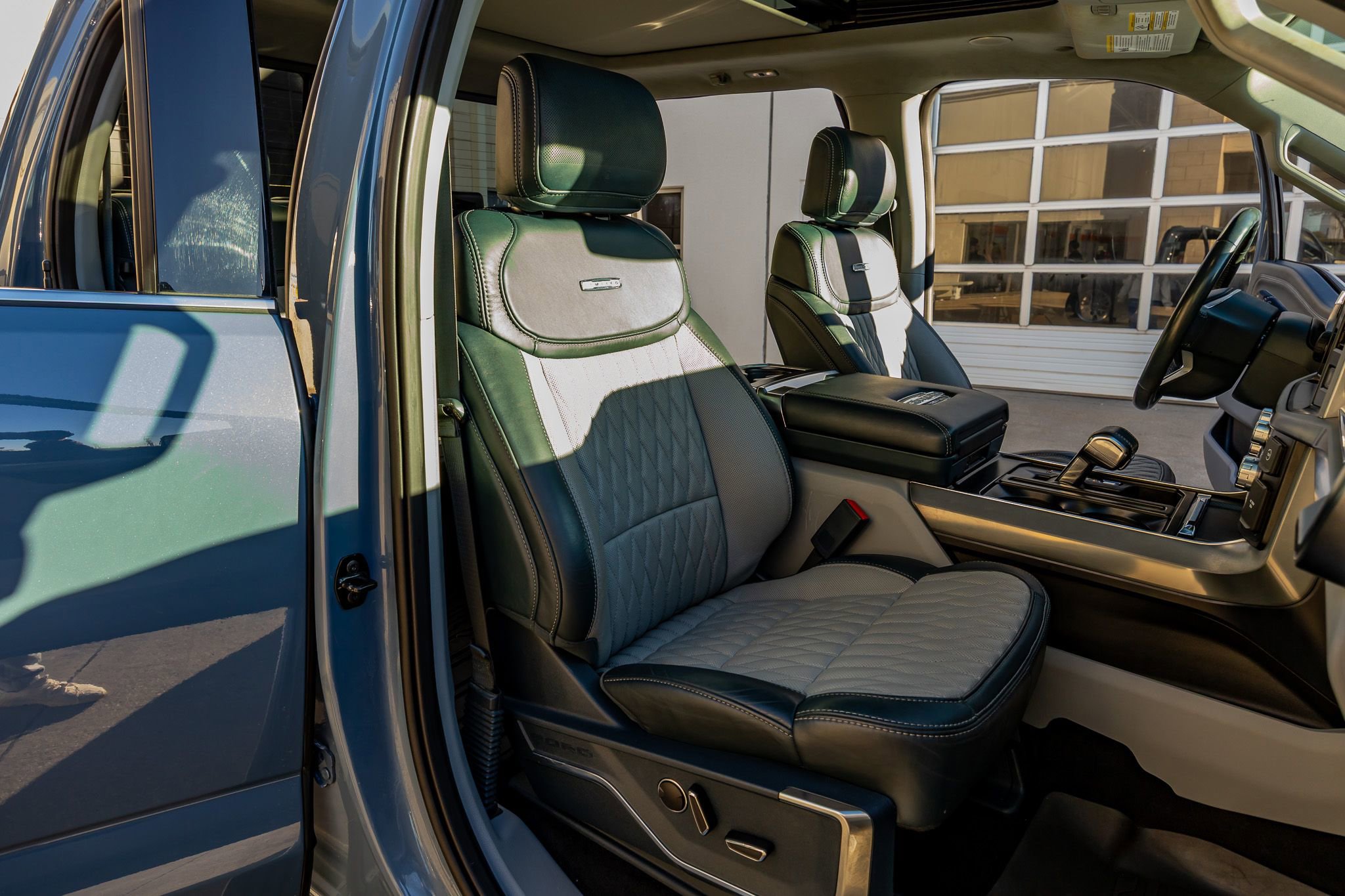 Used 2023 Ford F150 Limited AWD/4WD image 32