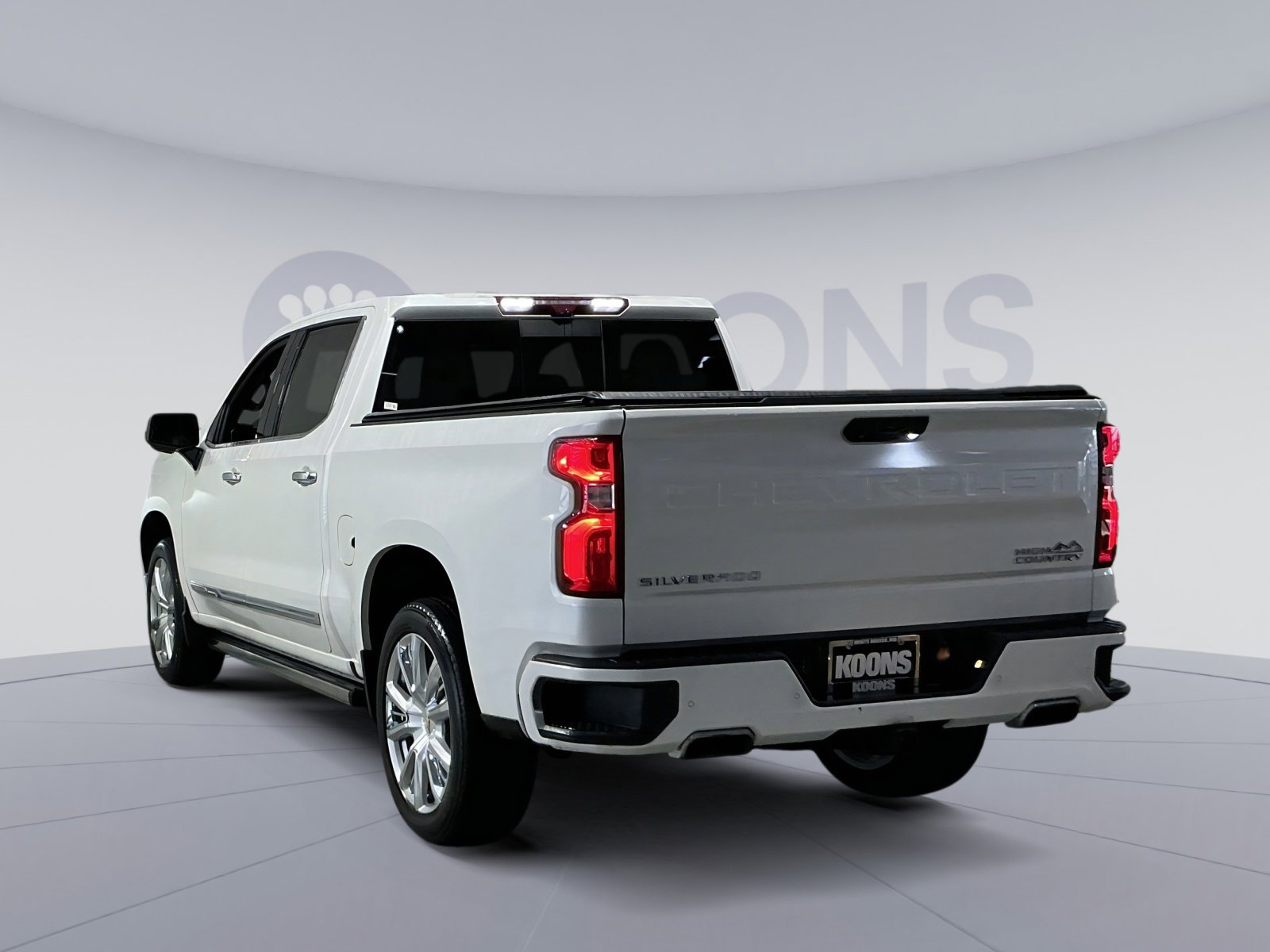 Used 2023 Chevrolet Silverado 1500 High Country w/ High Country Premium Package image 14