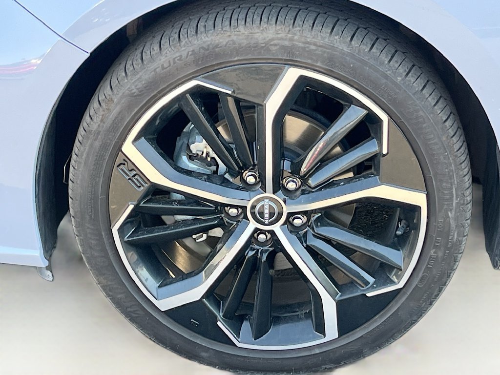 Used 2025 Nissan Altima 2.5 SR FWD image 28