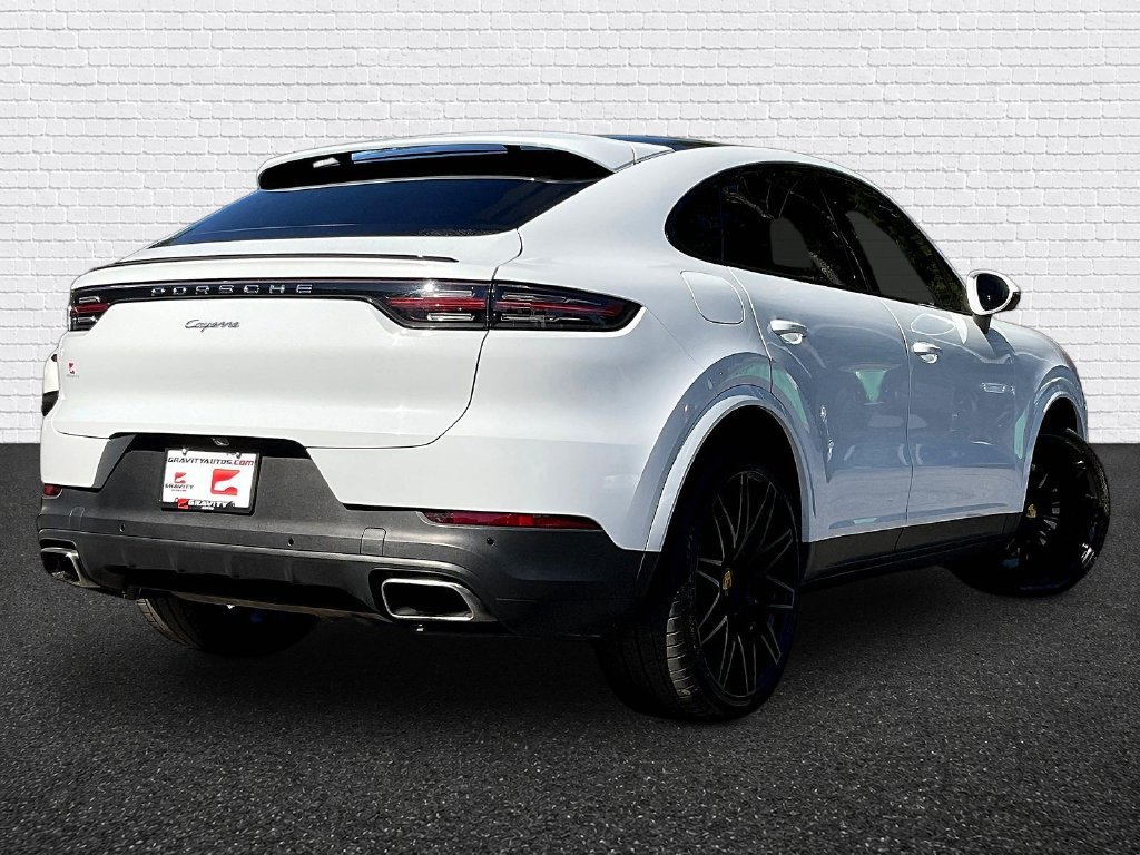 Used 2022 Porsche Cayenne Coupe w/ Premium Package AWD/4WD image 6