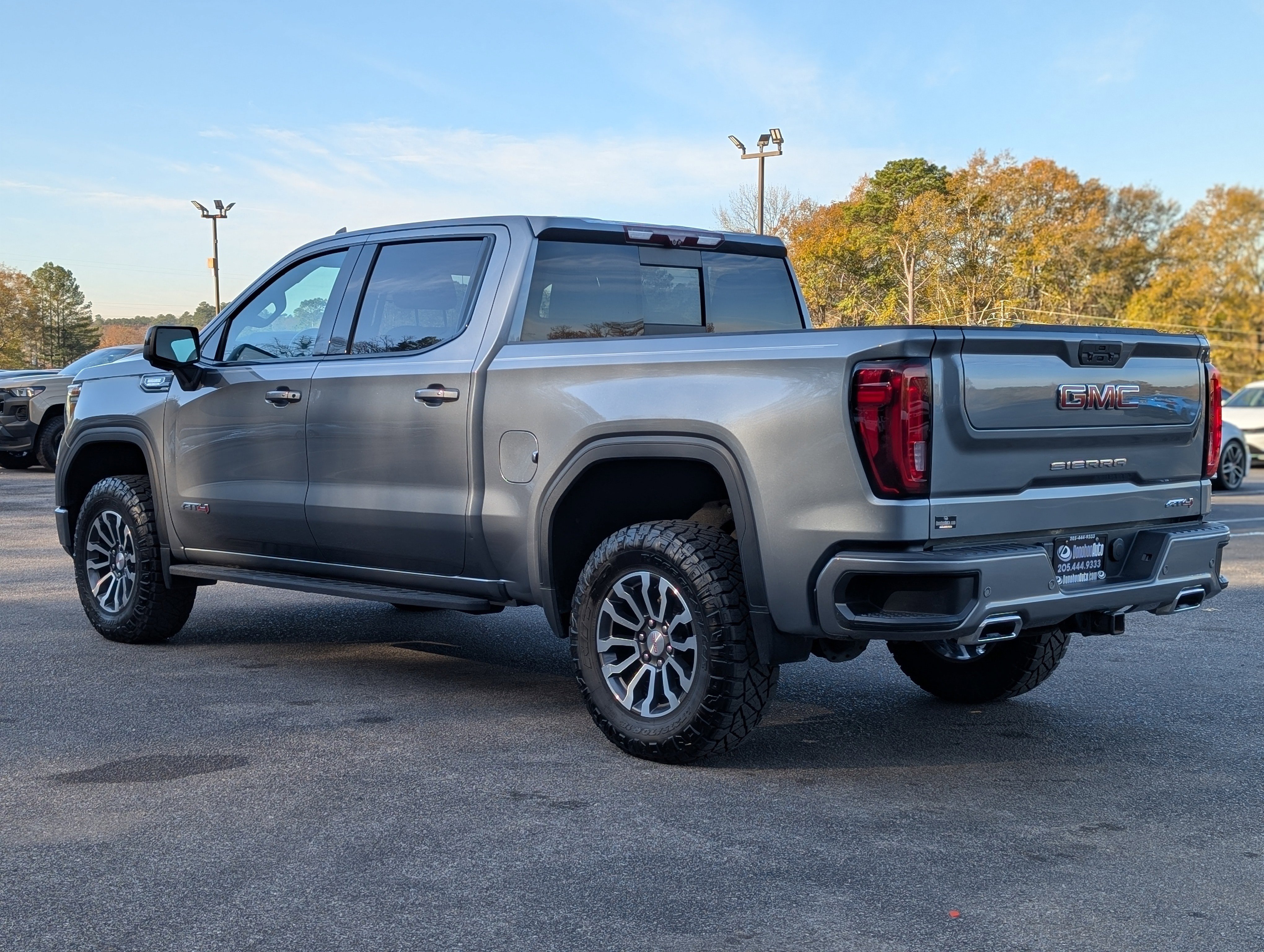 Used 2021 GMC Sierra 1500 AT4 w/ AT4 Premium Package image 7