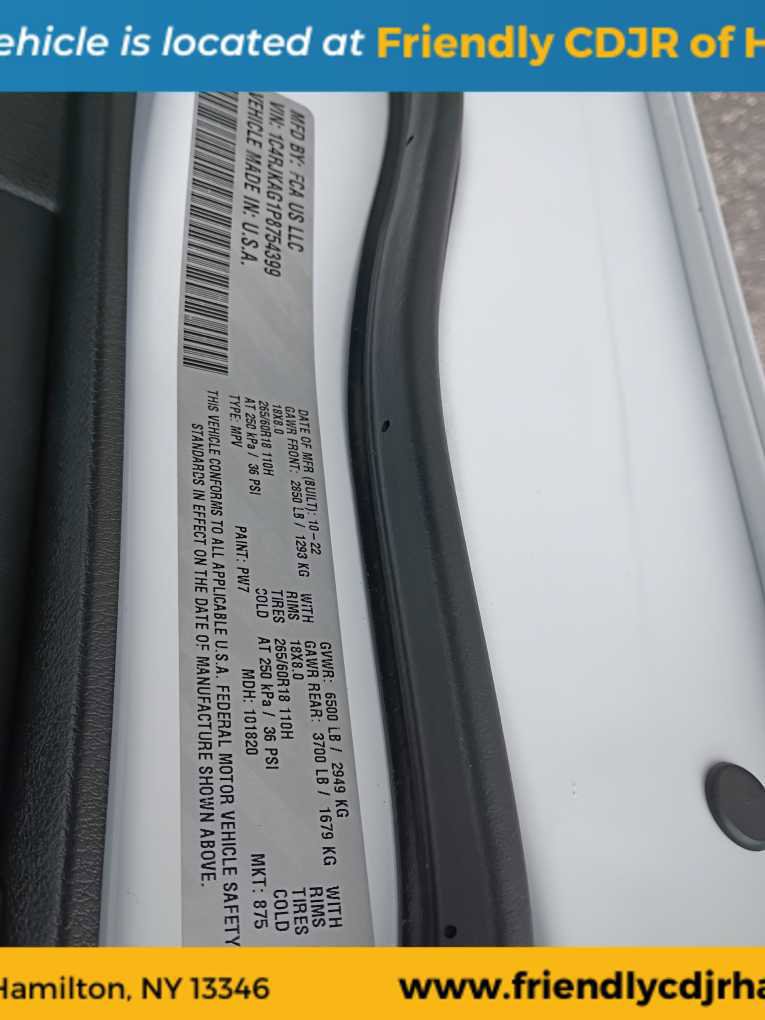 Used 2023 Jeep Grand Cherokee L Laredo w/ Luxury Tech Group I image 10