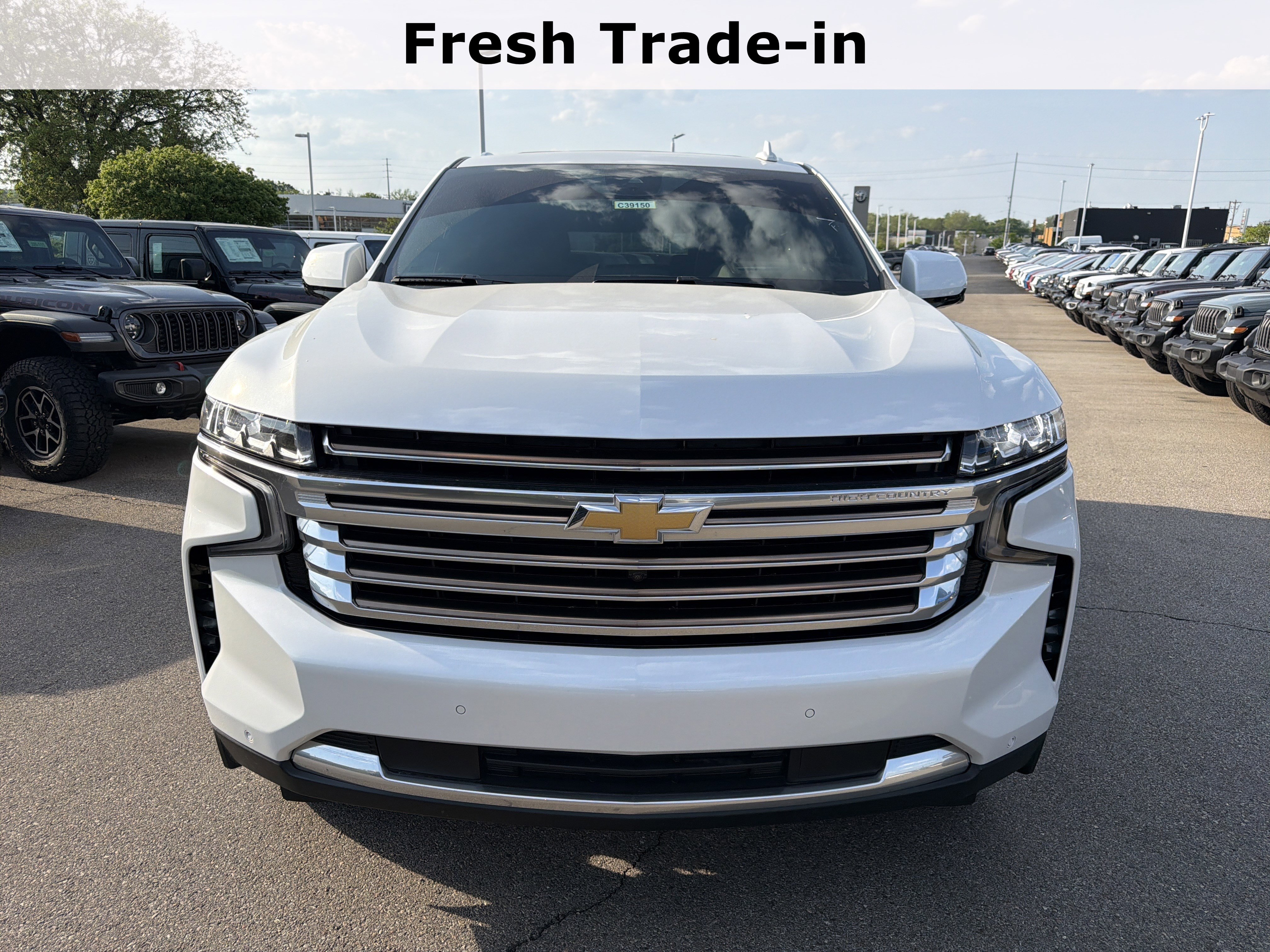Used 2023 Chevrolet Tahoe High Country AWD/4WD image 3