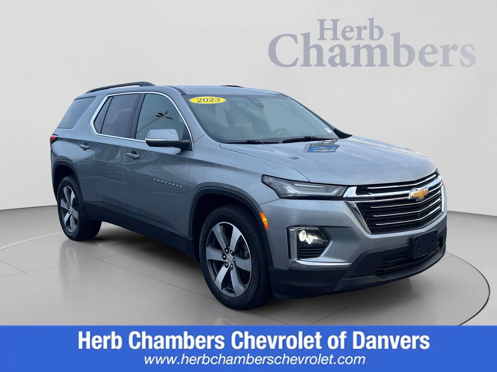 Used 2023 Chevrolet Traverse LT w/ LT Premium Package