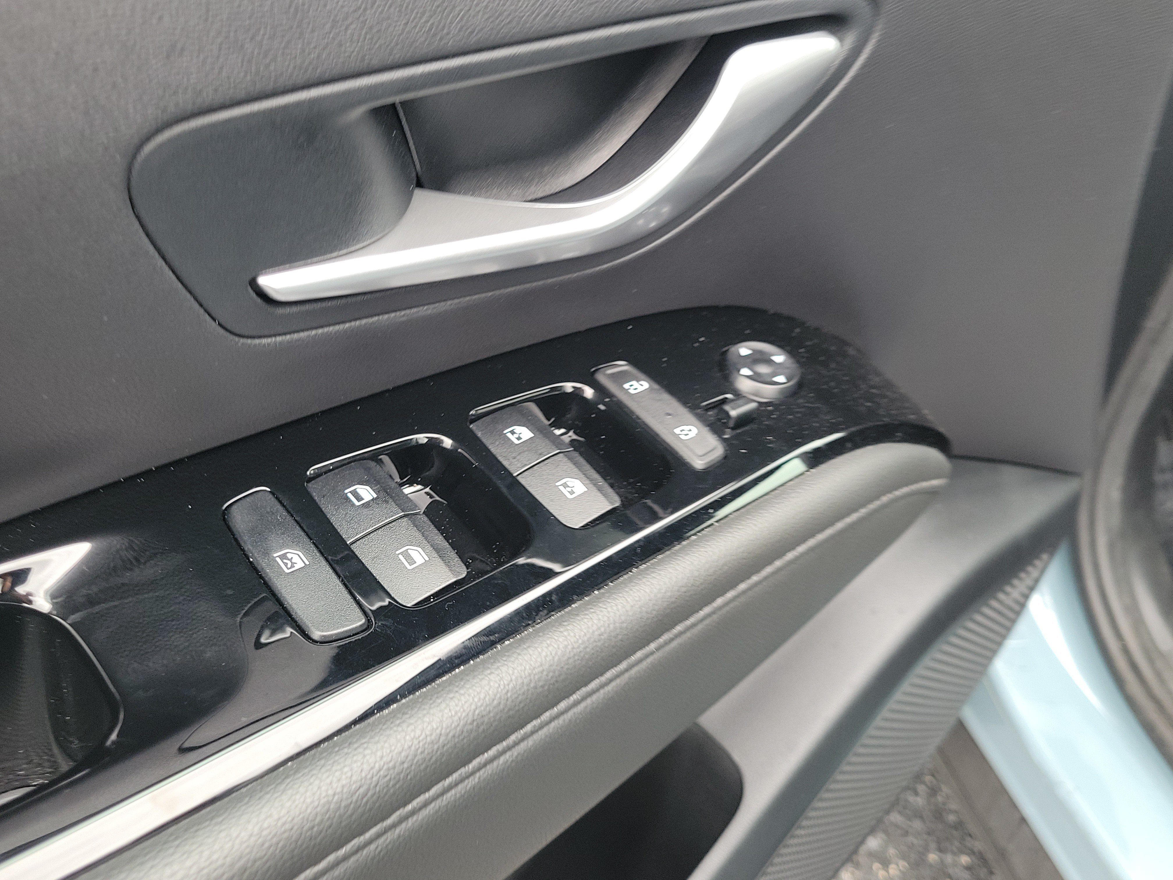 Used 2022 Hyundai Santa Cruz Limited AWD/4WD image 19