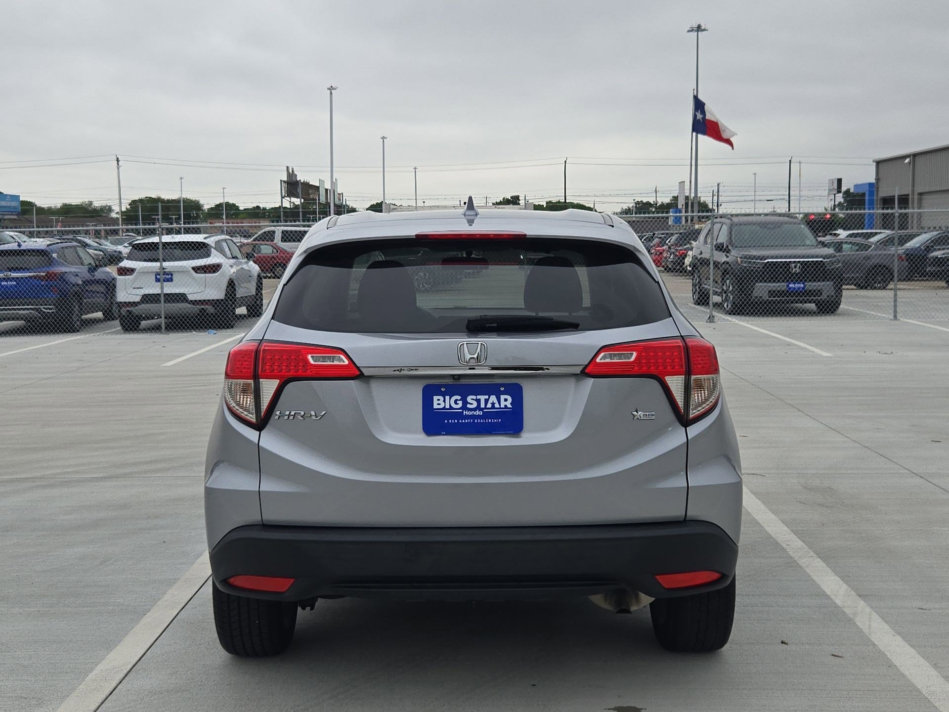Used 2022 Honda HR-V LX image 3