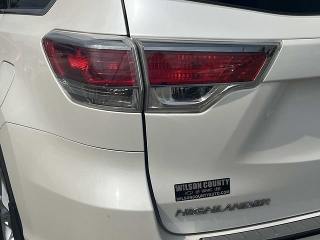 Used 2015 Toyota Highlander Limited Platinum AWD/4WD image 10
