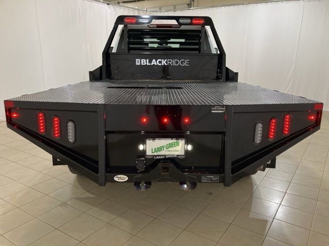 Used 2025 Chevrolet Silverado 3500 W/T image 4