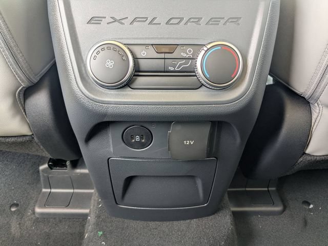 New 2026 Ford Explorer Active w/ Active Comfort Package AWD/4WD image 18