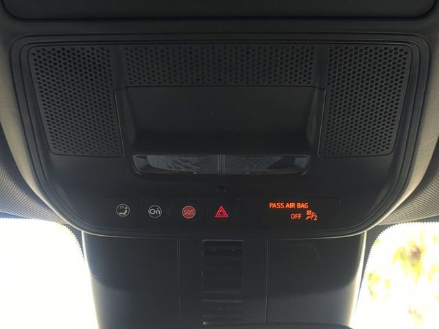 Used 2024 GMC Acadia Elevation image 25