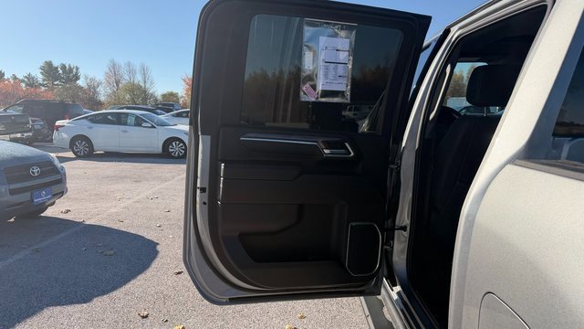 Certified 2025 Chevrolet Silverado 2500 LTZ w/ LTZ Plus Package image 33