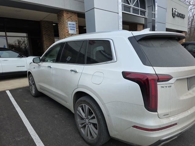 Used 2021 Cadillac XT6 Premium Luxury image 16