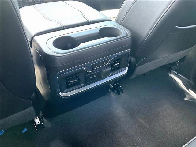 Used 2023 Chevrolet Silverado 3500 High Country w/ Z71 Off-Road Package AWD/4WD image 21