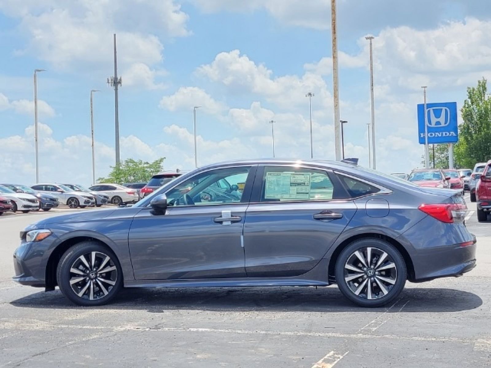 Used 2023 Honda Civic EX image 5