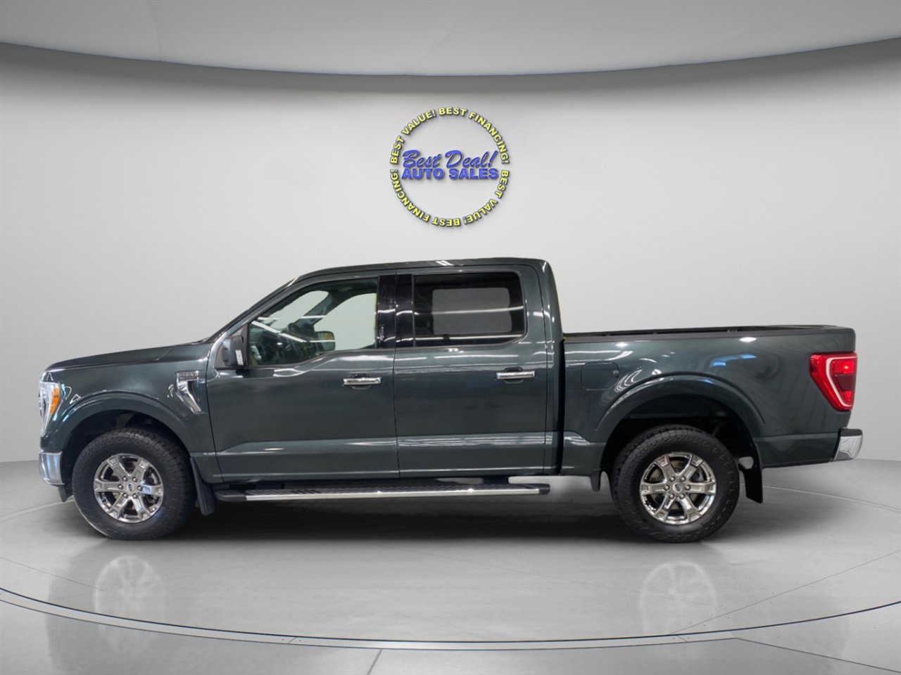 Used 2021 Ford F150 XLT w/ Equipment Group 302A High image 4