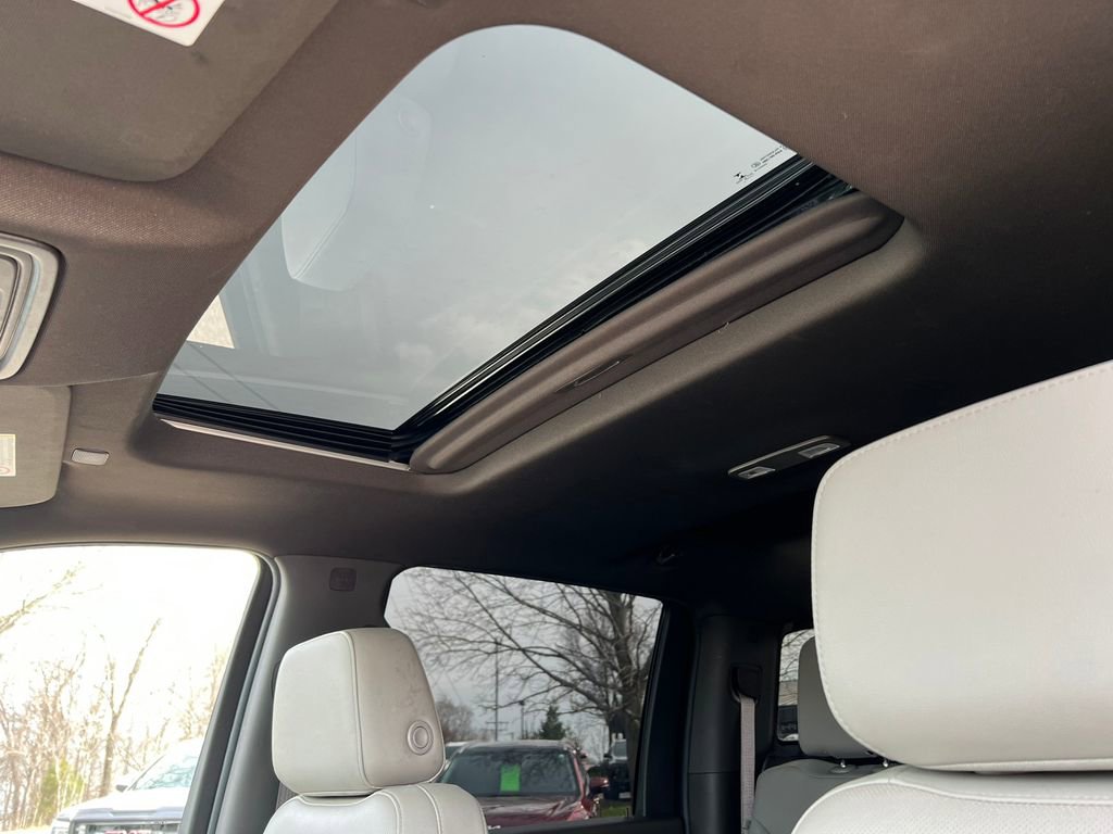 Certified 2022 Chevrolet Silverado 3500 LTZ w/ LTZ Premium Package image 12