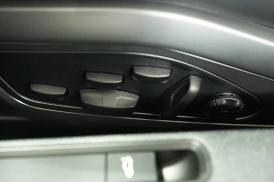 Certified 2026 Porsche 911 Carrera T image 35