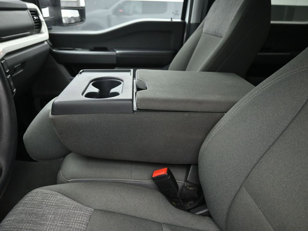 Certified 2025 Ford F250 XLT image 21