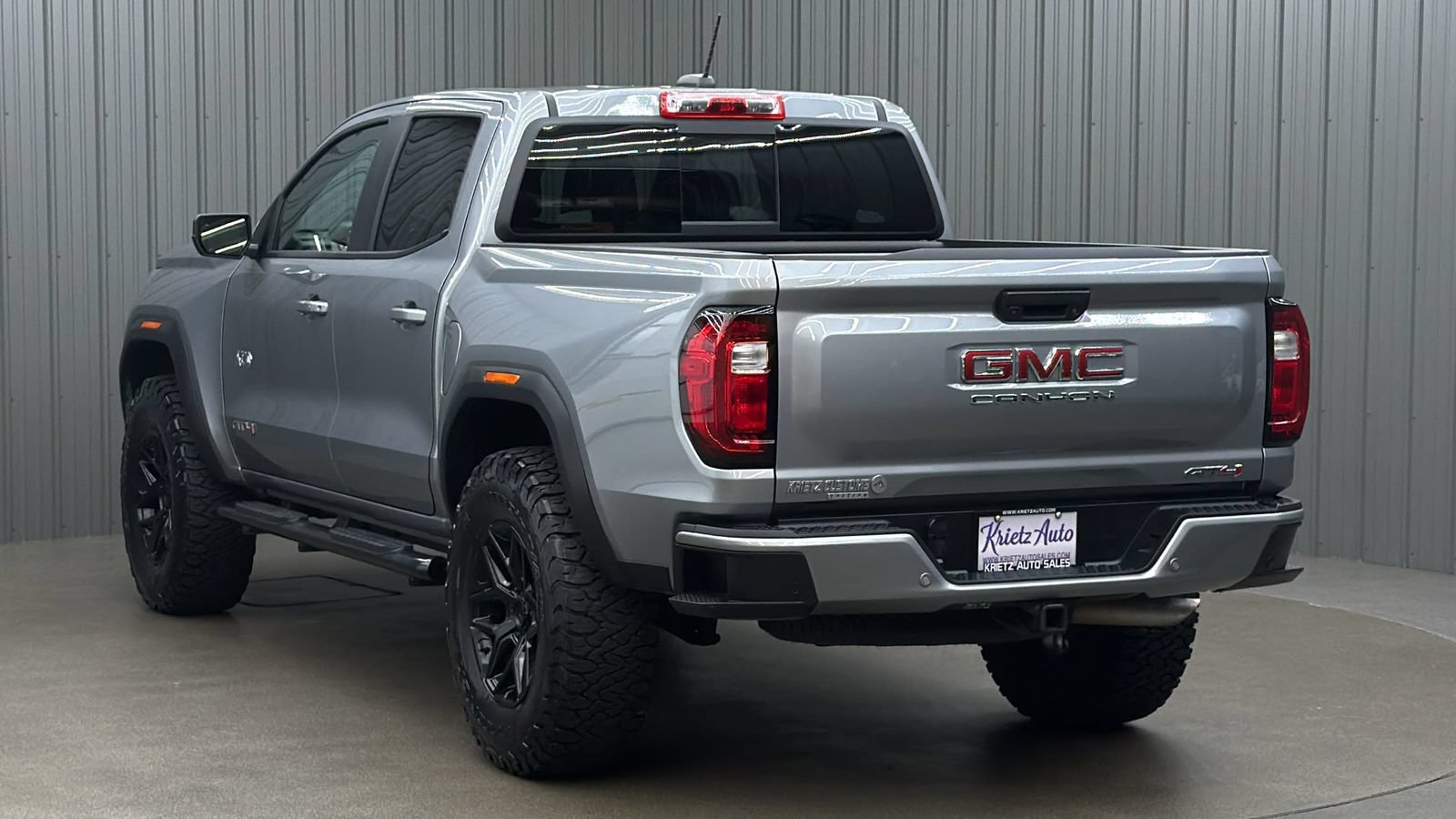 Used 2026 GMC Canyon AT4 AWD/4WD image 3
