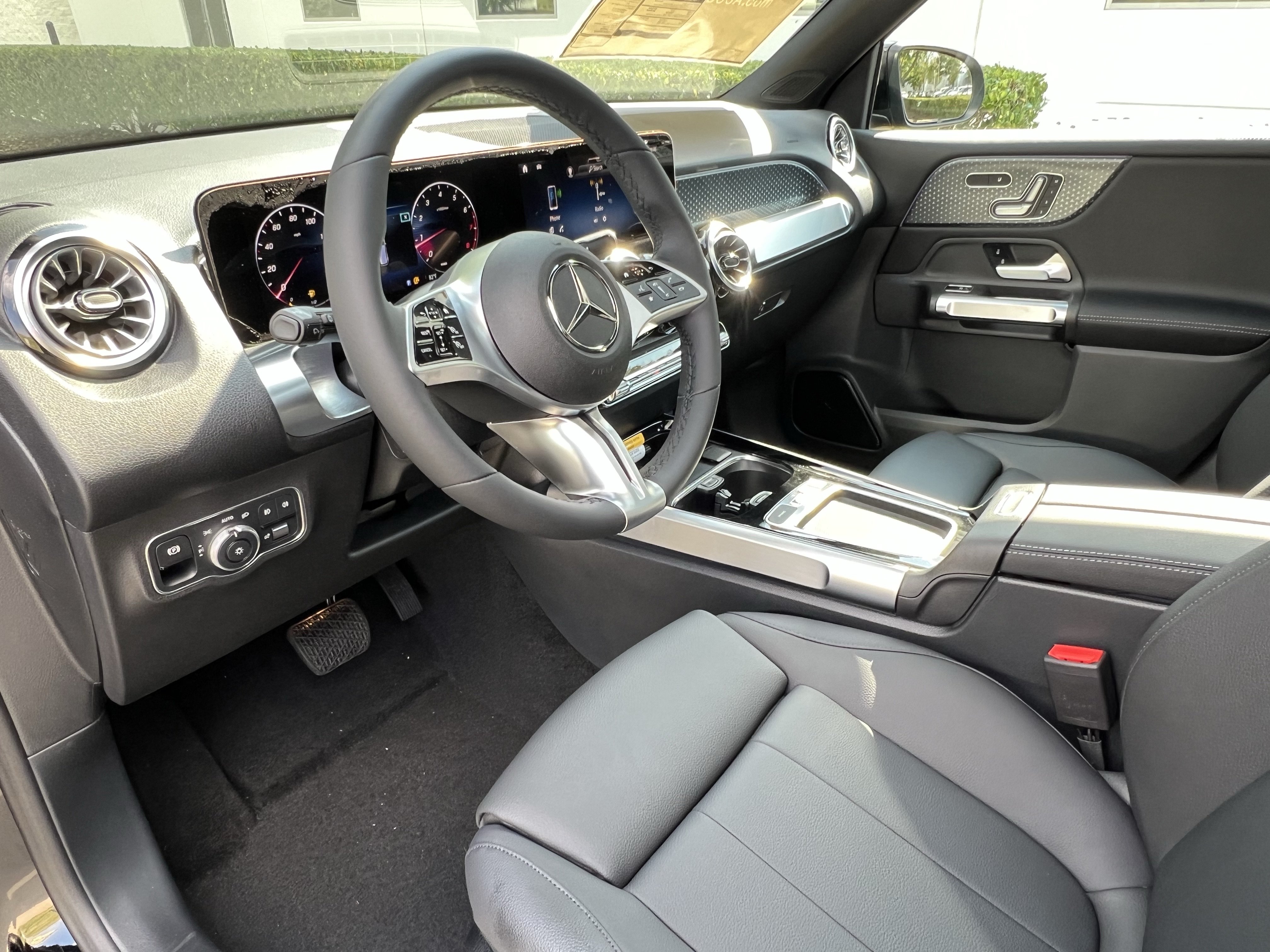 New 2026 Mercedes-Benz GLB 250 image 16
