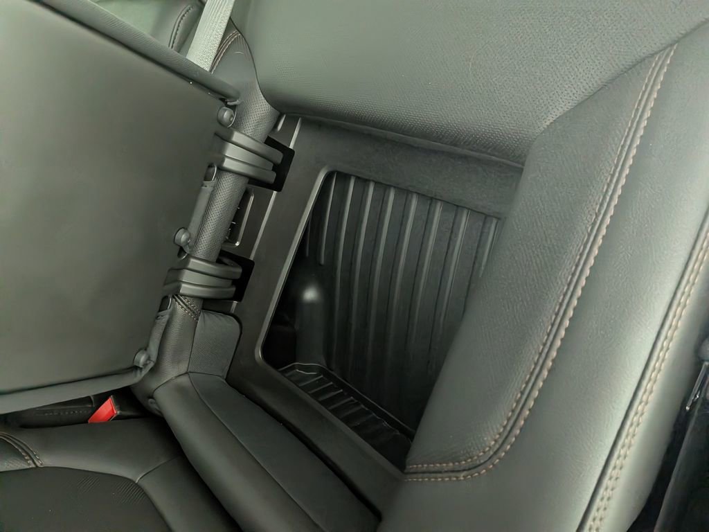 Used 2020 GMC Sierra 1500 AT4 w/ AT4 Premium Package image 32