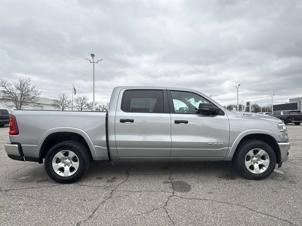 Used 2025 RAM 1500 Big Horn AWD/4WD image 7