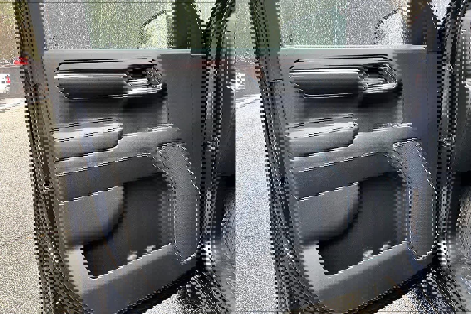 Used 2024 GMC Sierra 1500 SLT image 22