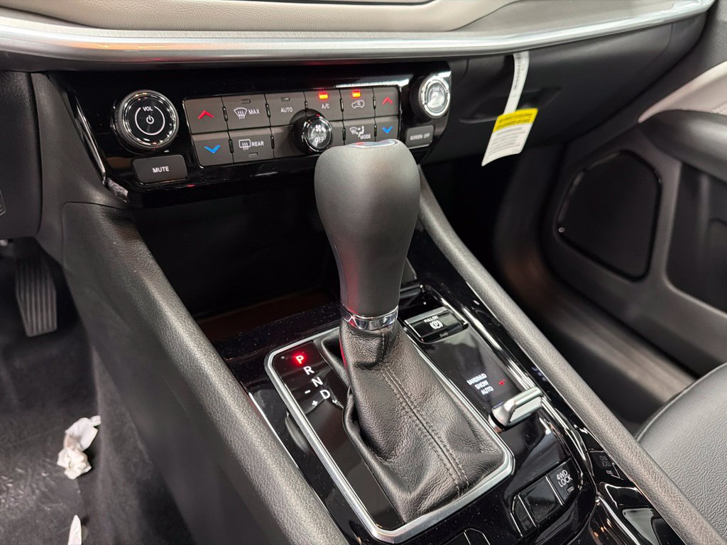 New 2026 Jeep Compass Limited AWD/4WD image 21