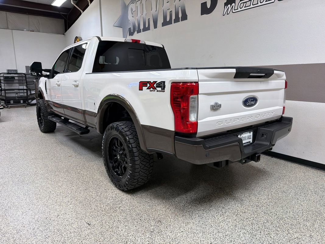 Used 2017 Ford F250 King Ranch w/ FX4 Off-Road Package AWD/4WD image 7