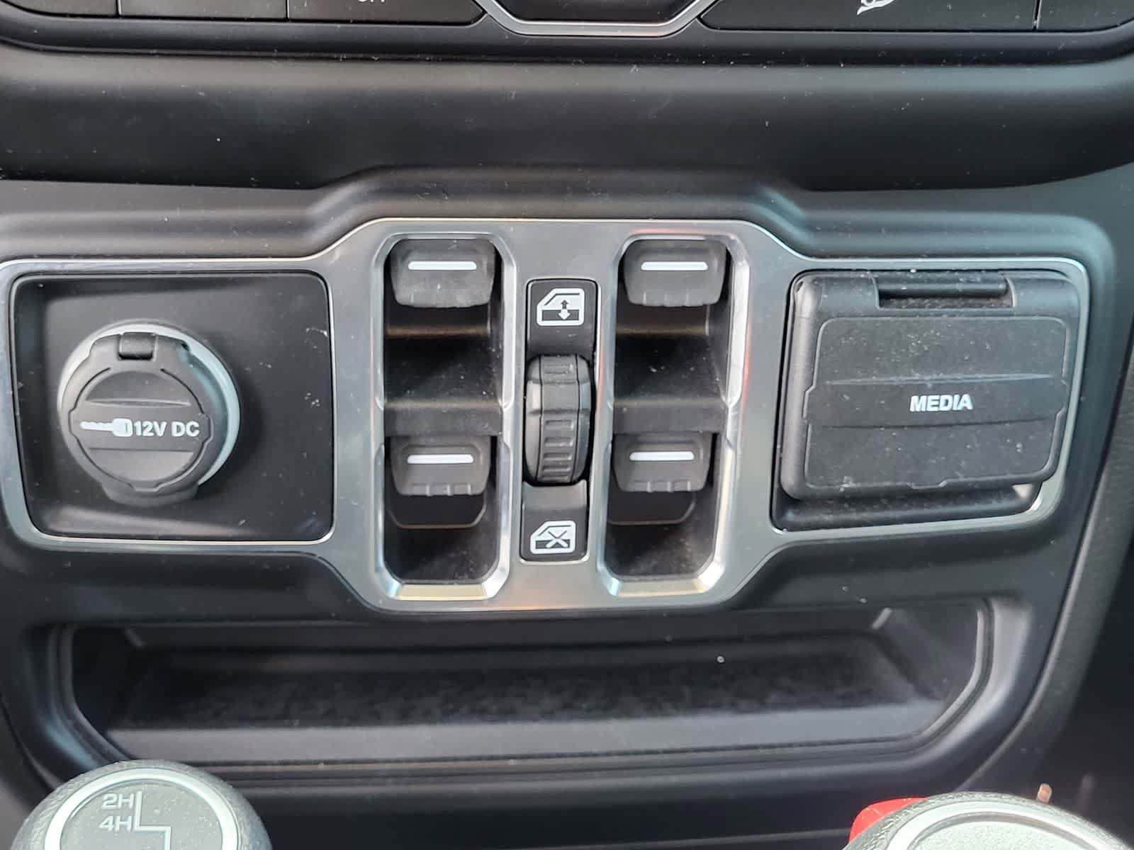 Used 2020 Jeep Wrangler Unlimited Sport AWD/4WD image 21