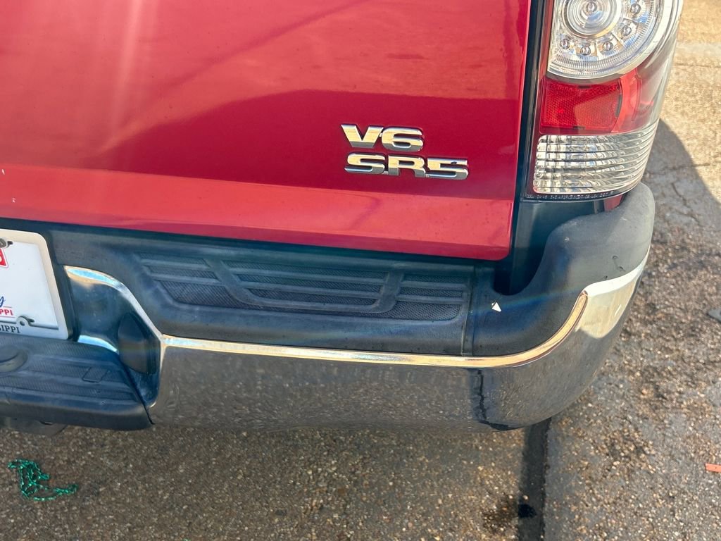 Used 2015 Toyota Tacoma 4x4 Double Cab w/ SR5 Package image 32