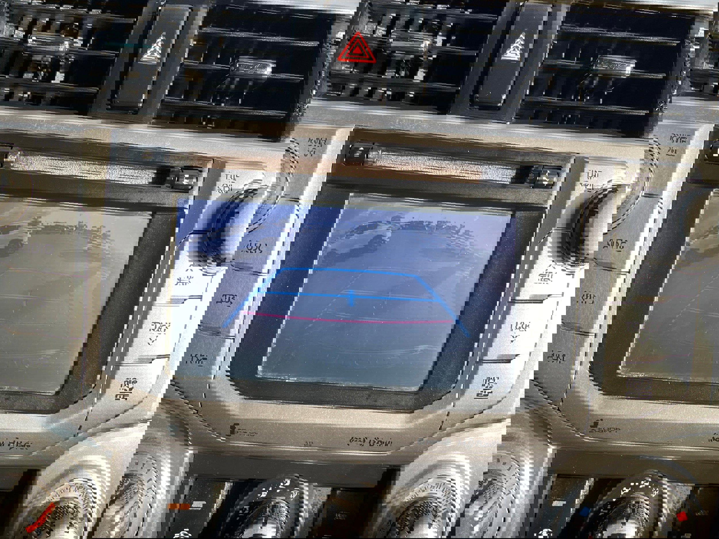 Used 2016 Toyota 4Runner SR5 Premium image 18