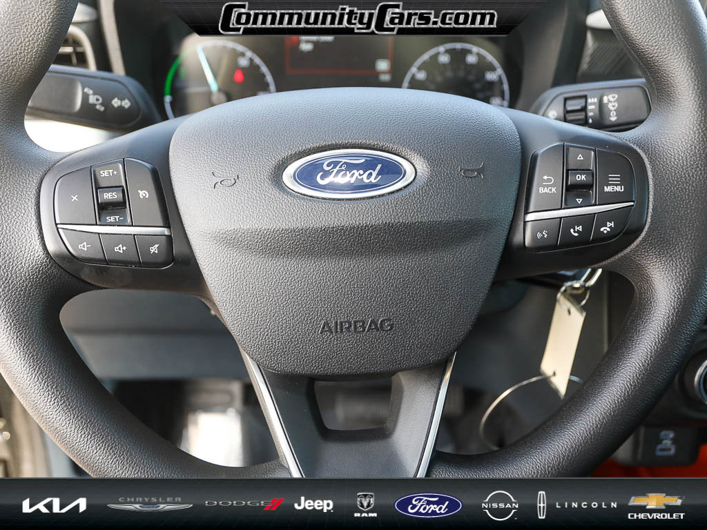 Used 2023 Ford Maverick XLT image 16