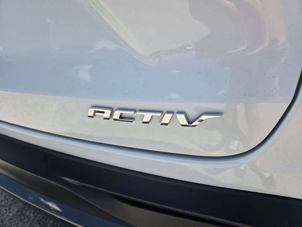 Certified 2024 Chevrolet Trax ACTIV w/ Sunroof Package image 14