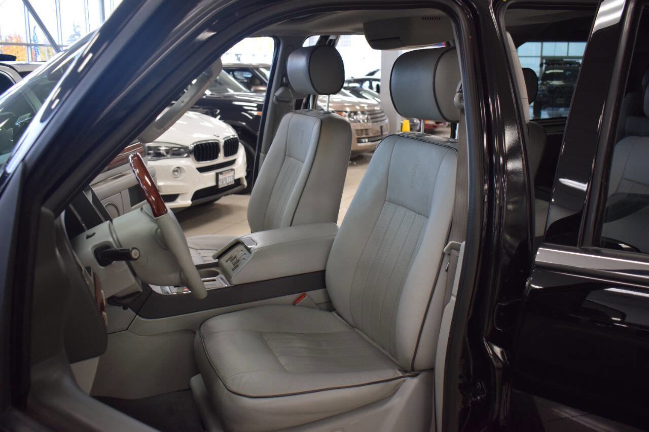 Used 2006 Lincoln Navigator Luxury image 28