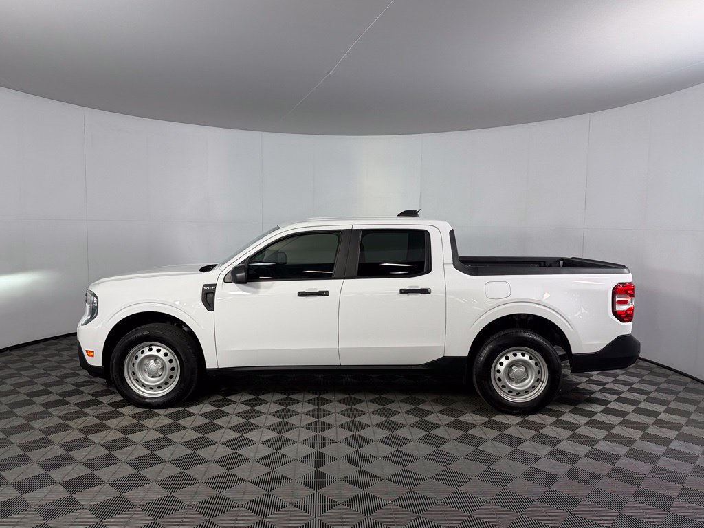 Used 2025 Ford Maverick XLT w/ Equipment Group 302A AWD/4WD image 10