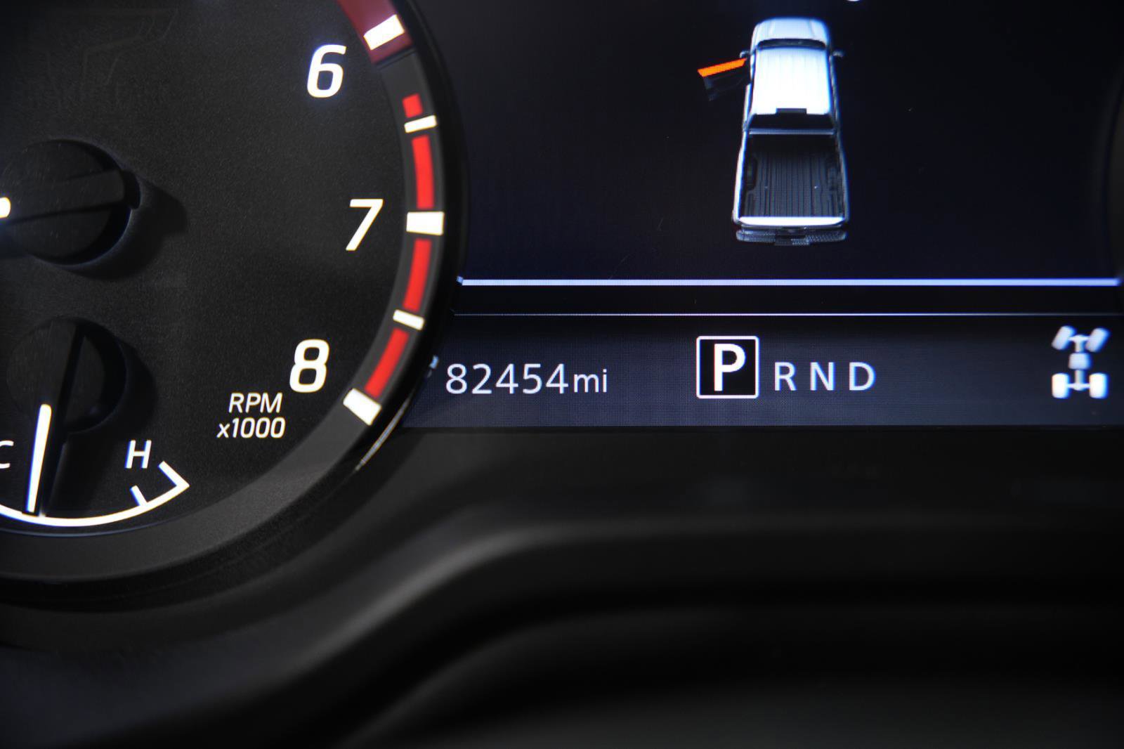 Used 2020 Nissan Titan PRO-4X w/ Pro-4x Utility Package image 31