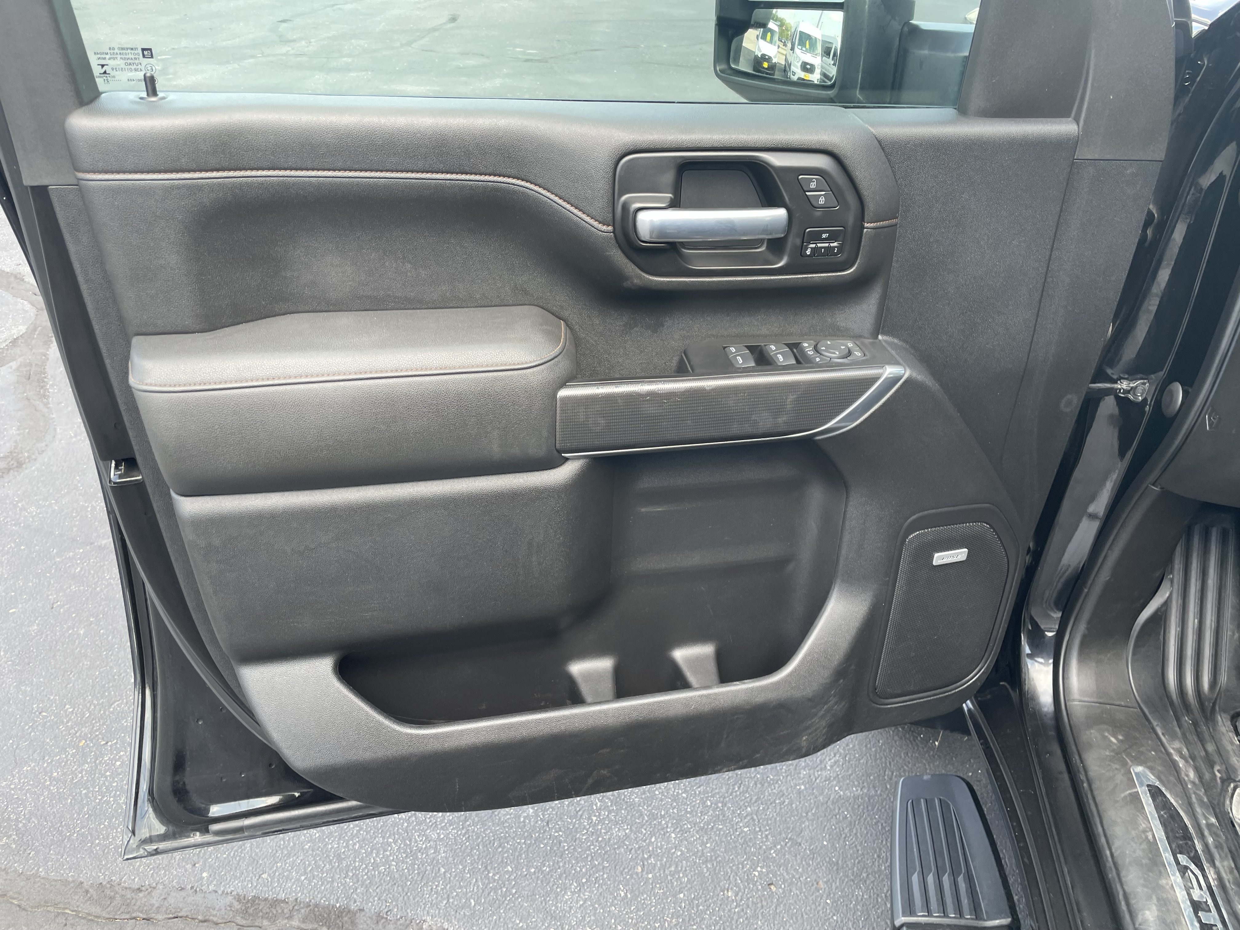 Used 2021 GMC Sierra 2500 AT4 w/ AT4 Preferred Package AWD/4WD image 12