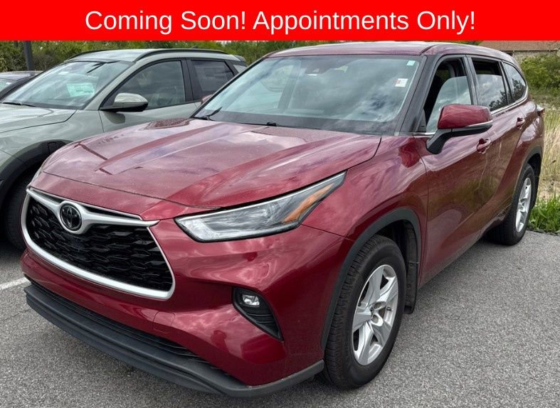 Used 2021 Toyota Highlander LE
