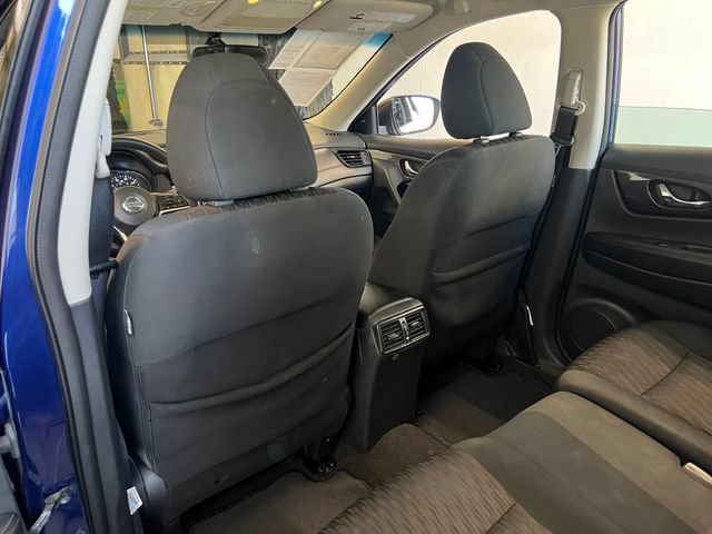 Used 2018 Nissan Rogue S AWD/4WD image 30